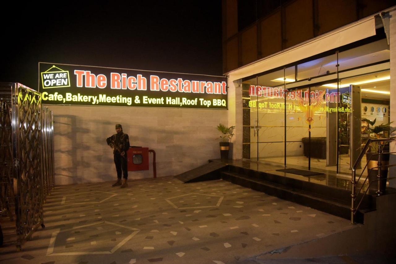 The Rich Hotel & Apartments Lahore Exterior photo