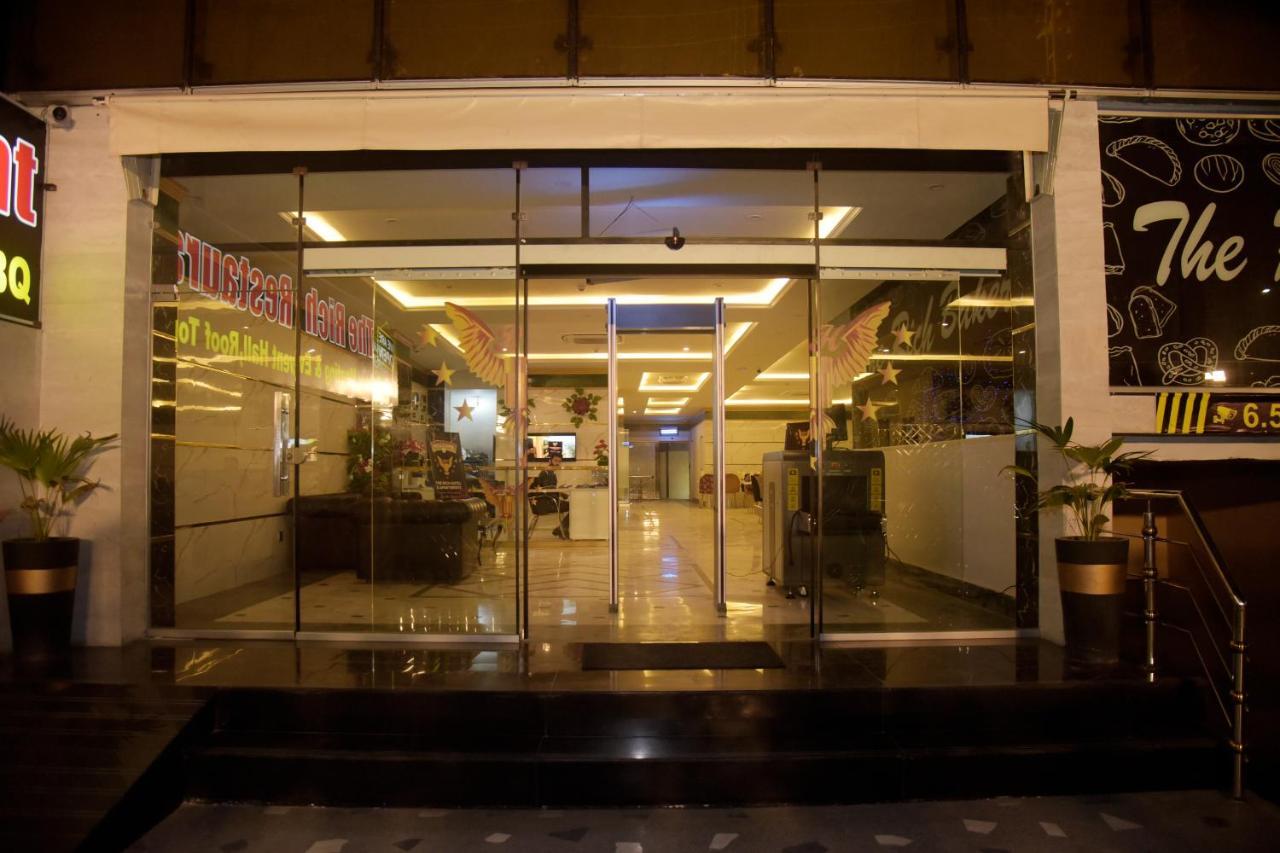 The Rich Hotel & Apartments Lahore Exterior photo