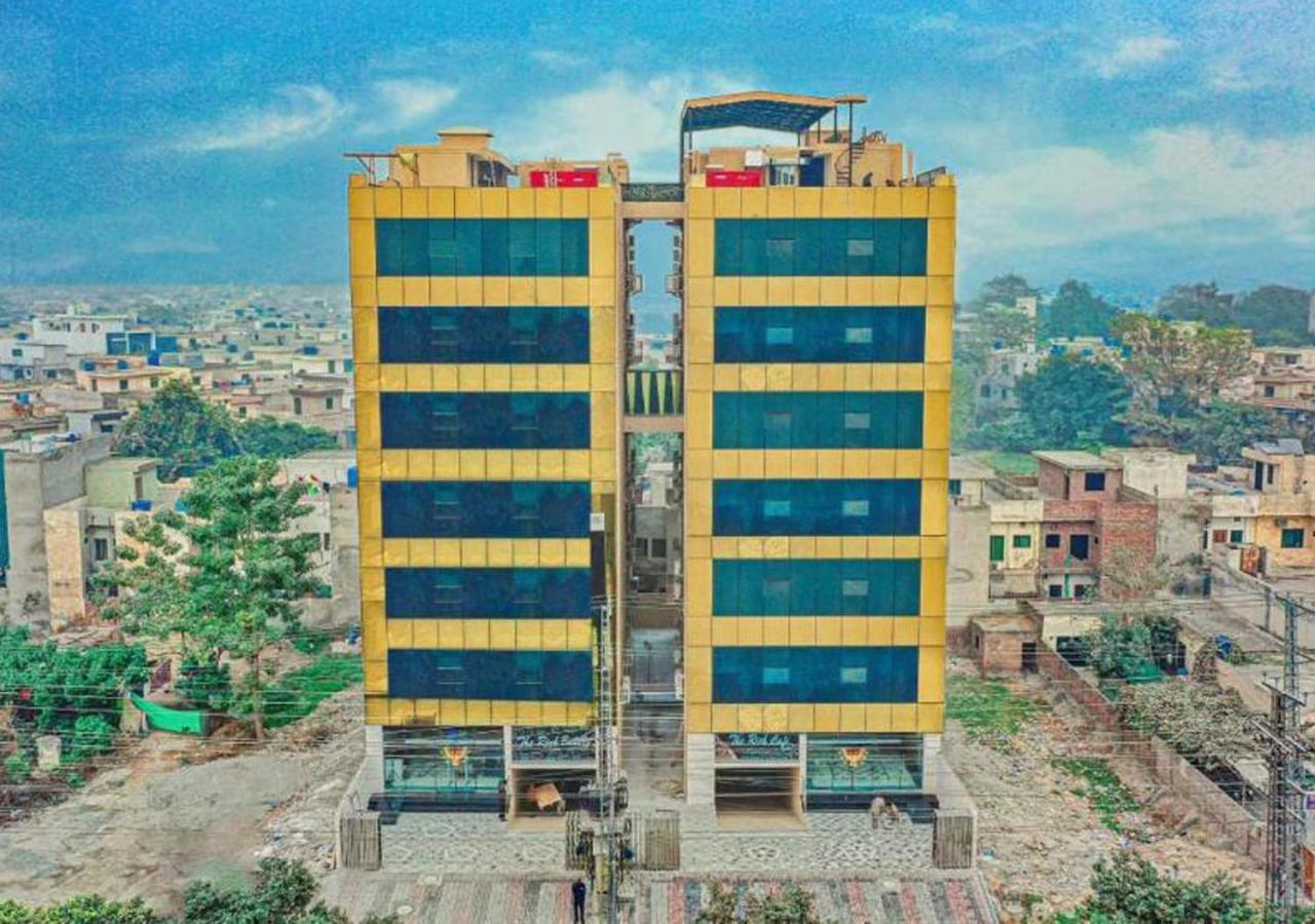The Rich Hotel & Apartments Lahore Exterior photo